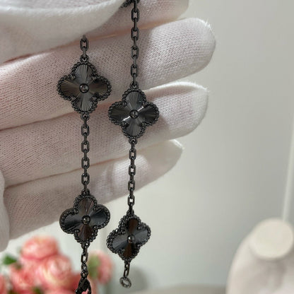 [Luna Brilliance JEWELRY]CLOVER 5 MOTIF BLACK BRACELET