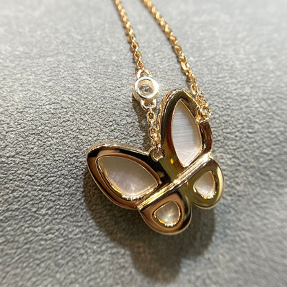 [Luna Brilliance]BUTTERFLY MOP DIAMOND NECKLACE