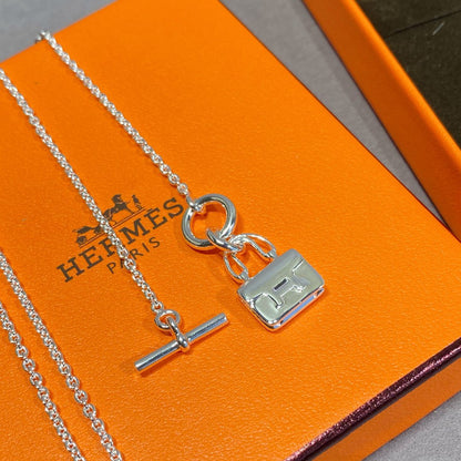 [Luna Brilliance]CONSTANCE PEDANT SILVER NECKLACE