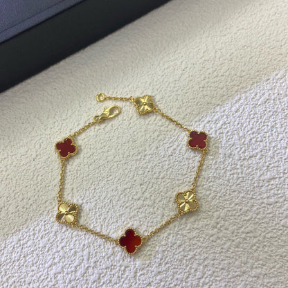 [Luna Brilliance]CLOVER 6 MOTIF RED AGATE LASER BRACELET