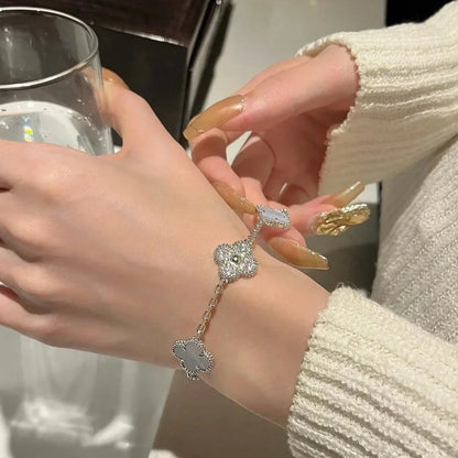 [Luna Brilliance] CLOVER 5 MOTIF PURPLE CHALCEDONY BRACELET COLLECTION