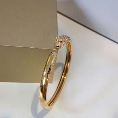 [Luna Brilliance] PANTHERE HALF DIAMOND OPEN BRACELET