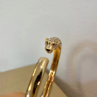 [Luna Brilliance] PANTHERE HALF DIAMOND OPEN BRACELET