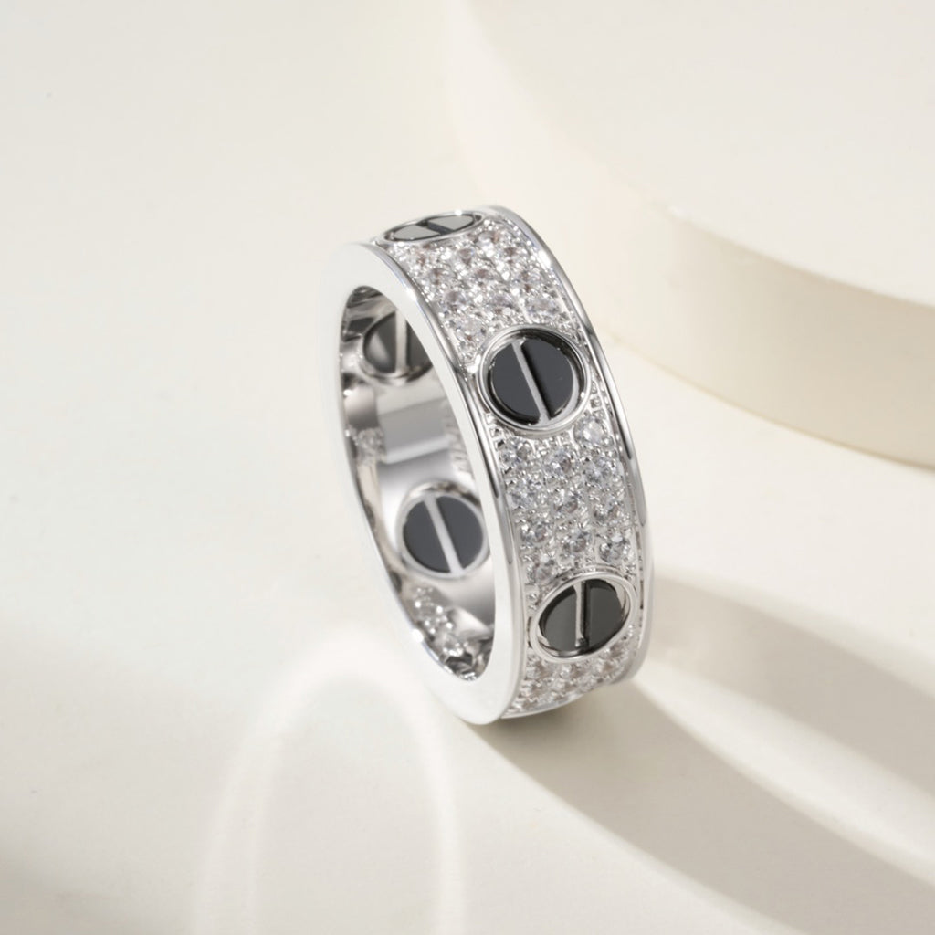 [Luna Brilliance] LOVE RING 5.5MM DIAMONDS PAVED CERAMIC