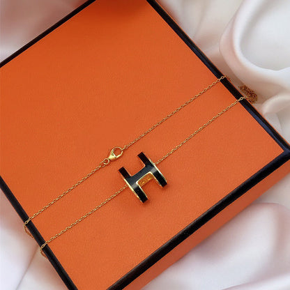 [Luna Brilliance]HM CLIC BLACK ENAMEL GOLD NECKLACE