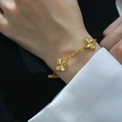 [Luna Brilliance]Clover Laser  Pulsar Stone 5-Motif & LOVE Diamond-Paved Bracelet Stack Set