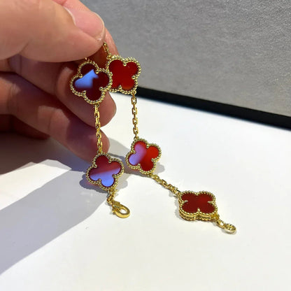 [Luna Brilliance] CLOVER 5 MOTIF RED CORNELIAN BRACELET COLLECTION
