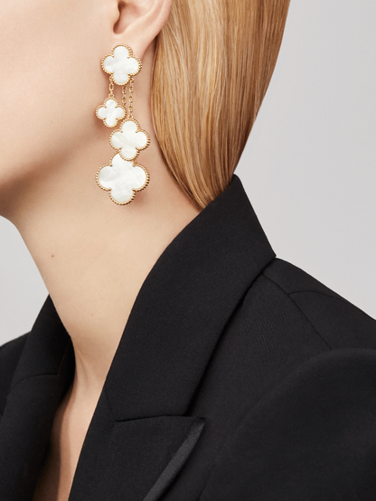 [Luna Brilliance]CLOVER EARRINGS WHITE MOP 4 MOTIFS GOLD