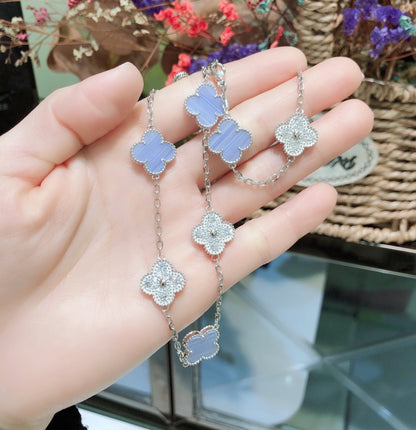 [Luna Brilliance]CLOVER 10 MOTIFS CHALCEDONY DIAMONDS SILVER NECKLACE